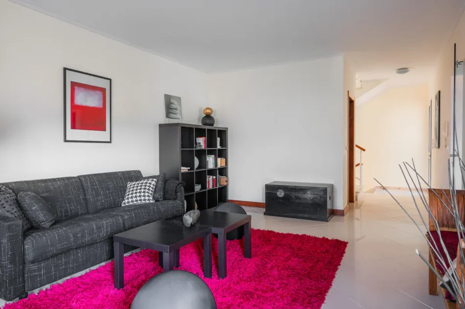 Portola House 6