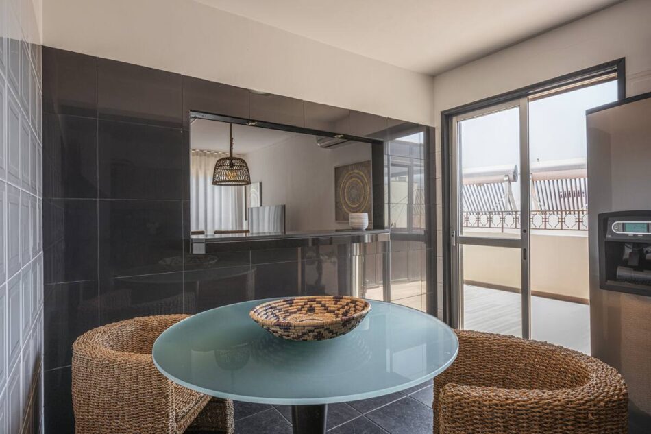 Portola Penthouse 11