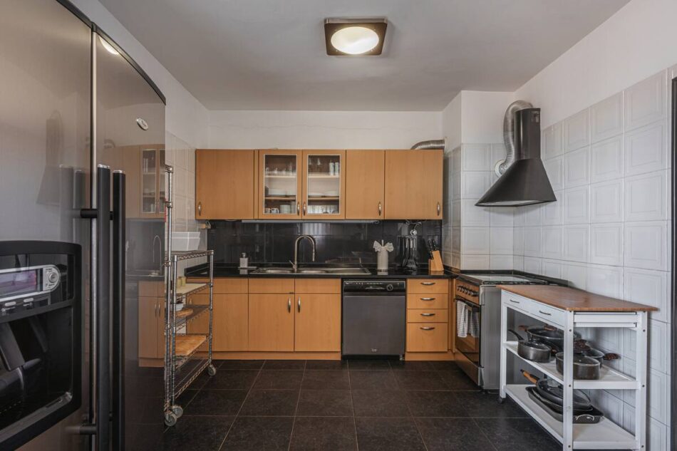 Portola Penthouse 12